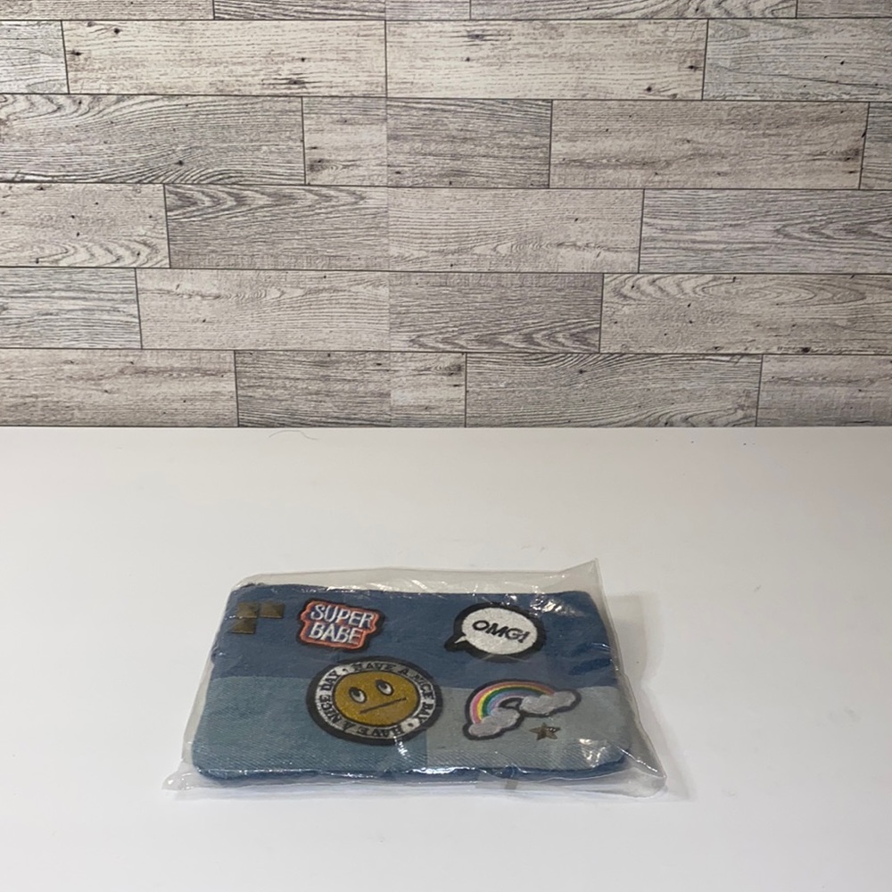 🌼BOGO NWT Girls Children’s Place Denim Emoji Patch Wristlet Bag
